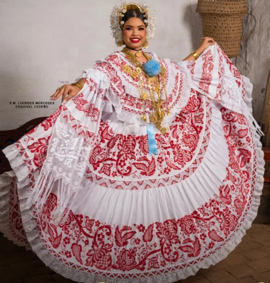 Lourdes Mercedes Esquivel Cede&ntildeo - Queen - 2025